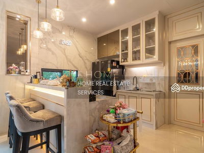 Burasiri Pattanakarn, Bangkok, Thailand Burasiri Pattanakarn, Bangkok, Thailand