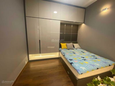 Topaz Elite, Vietnam Topaz Elite, Vietnam