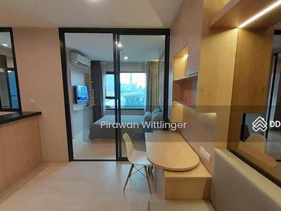 Life Asoke, Bangkok, Thailand Life Asoke, Bangkok, Thailand