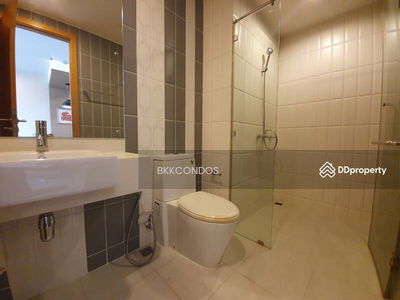 Circle Condominium, Bangkok, Thailand Circle Condominium, Bangkok, Thailand