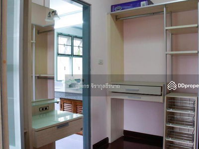 Mantana Prayasuren 26, Bangkok, Thailand Mantana Prayasuren 26, Bangkok, Thailand