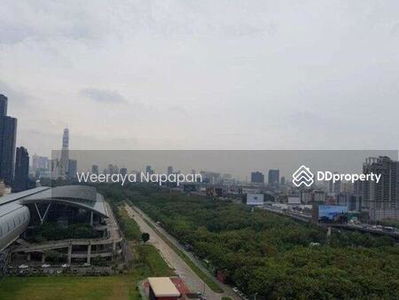 Life Asoke, Bangkok, Thailand Life Asoke, Bangkok, Thailand