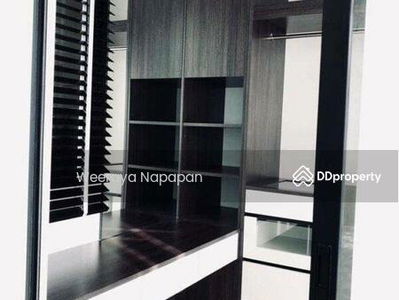 Life Asoke, Bangkok, Thailand Life Asoke, Bangkok, Thailand