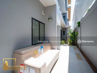 House in Compound, Bangkok, Thailand House in Compound, Bangkok, Thailand