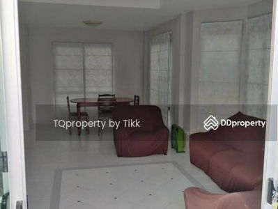 Moobaan Chollada Suvarnabhumi, Samut Prakan, Thailand Moobaan Chollada Suvarnabhumi, Samut Prakan, Thailand