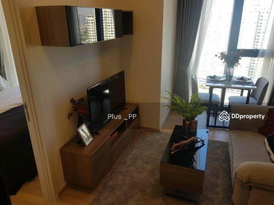 The Line Phahon-Pradipat, Bangkok, Thailand The Line Phahon-Pradipat, Bangkok, Thailand