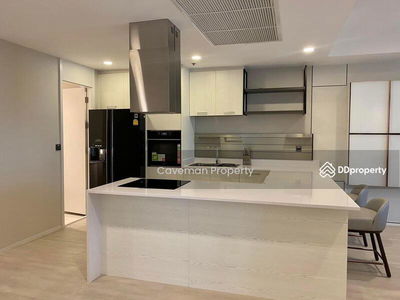 Nusasiri Grand, Bangkok, Thailand Nusasiri Grand, Bangkok, Thailand