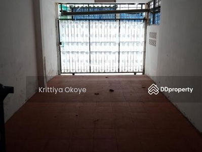 10500, Bangkok, Thailand 10500, Bangkok, Thailand