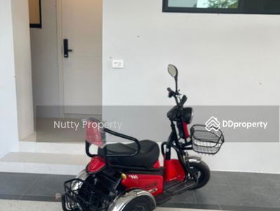 Nantawan Rama 9 New Krungthepkreetha, Bangkok, Thailand Nantawan Rama 9 New Krungthepkreetha, Bangkok, Thailand