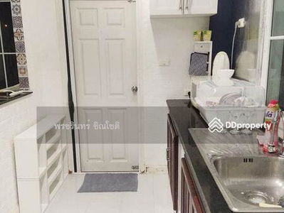 Narawadee Pinklao - Rama 5, Nonthaburi, Thailand Narawadee Pinklao - Rama 5, Nonthaburi, Thailand