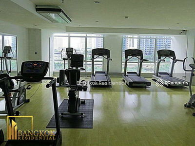 Baan Sathorn Chaopraya, Bangkok, Thailand Baan Sathorn Chaopraya, Bangkok, Thailand