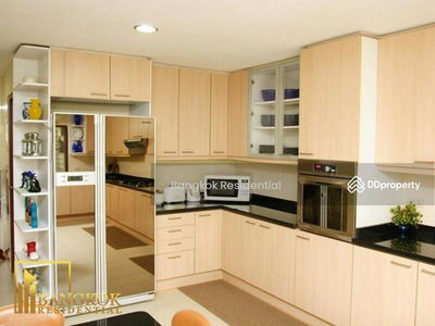 GM Mansion - Spacious 4 Bedroom Apartment in Phrom Phong, Bangkok, Thailand GM Mansion - Spacious 4 Bedroom Apartment in Phrom Phong, Bangkok, Thailand