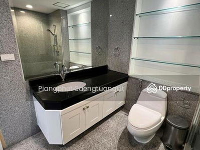 Asoke Place, Bangkok, Thailand Asoke Place, Bangkok, Thailand