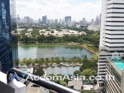 Lake Avenue Sukhumvit 16, Bangkok, Thailand Lake Avenue Sukhumvit 16, Bangkok, Thailand