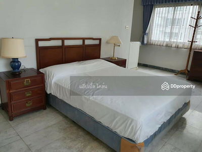 The Royal Place 2, Bangkok, Thailand The Royal Place 2, Bangkok, Thailand