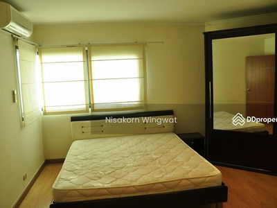 Sathorn Gardens, Bangkok, Thailand Sathorn Gardens, Bangkok, Thailand