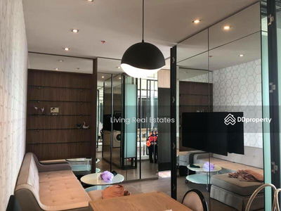 Park Origin Phrom Phong, Bangkok, Thailand Park Origin Phrom Phong, Bangkok, Thailand