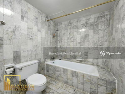 D.S. Tower 1 Sukhumvit 33, Bangkok, Thailand D.S. Tower 1 Sukhumvit 33, Bangkok, Thailand