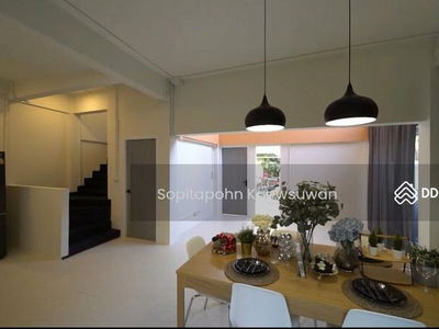 10110, Bangkok, Thailand 10110, Bangkok, Thailand