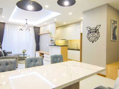 Sunrise City, Vietnam Sunrise City, Vietnam