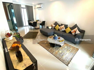 Patio Srinakarin-Rama9, Bangkok, Thailand Patio Srinakarin-Rama9, Bangkok, Thailand