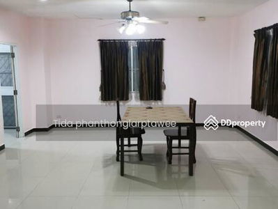 Baan Rabeang Suan 4, Bangkok, Thailand Baan Rabeang Suan 4, Bangkok, Thailand