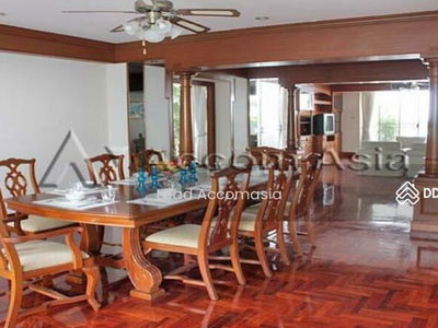 4 Bedrooms Apartment for Rent in Sukhumvit, Bangkok near BTS Asok - MRT Sukhumvit at Newly renovate, Bangkok, Thailand 4 Bedrooms Apartment for Rent in Sukhumvit, Bangkok near BTS Asok - MRT Sukhumvit at Newly renovate, Bangkok, Thailand