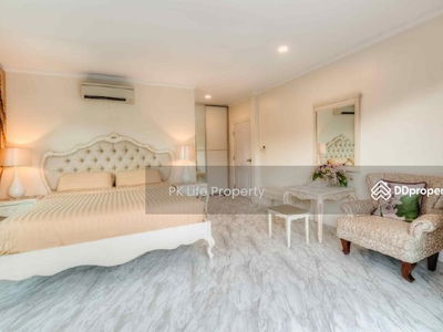 Gehäuse In Kathu, Thailand Gehäuse In Kathu, Thailand