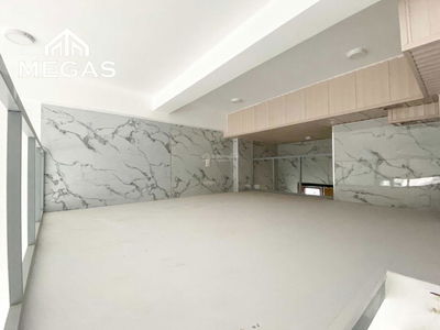 An Nhon Street, Vietnam An Nhon Street, Vietnam