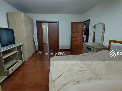 Eastern Tower, Chon Buri, Thailand Eastern Tower, Chon Buri, Thailand