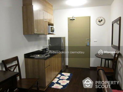 IDEO Sathorn-Taksin, Bangkok, Thailand IDEO Sathorn-Taksin, Bangkok, Thailand