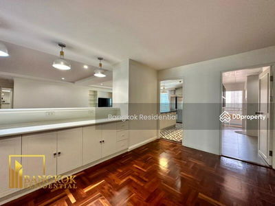 Wattana Heights, Bangkok, Thailand Wattana Heights, Bangkok, Thailand