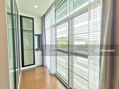 Setthasiri Pattanakarn Phase 2 : Setthasiri Pattanakarn Phase 2, Bangkok, Thailand Setthasiri Pattanakarn Phase 2 : Setthasiri Pattanakarn Phase 2, Bangkok, Thailand