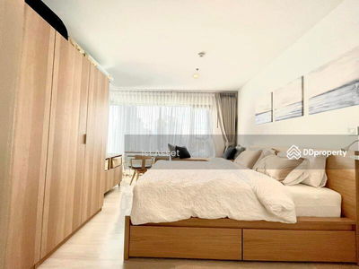 Life One Wireless, Bangkok, Thailand Life One Wireless, Bangkok, Thailand