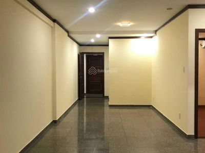 Hoang Anh Thanh Binh, Vietnam  Hoang Anh Thanh Binh, Vietnam