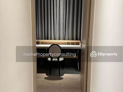 Park Origin Phrom Phong, Bangkok, Thailand Park Origin Phrom Phong, Bangkok, Thailand