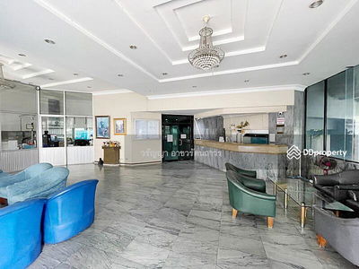 Jittrapa Place, Bangkok, Thailand Jittrapa Place, Bangkok, Thailand