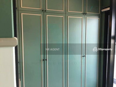 Life Asoke, Bangkok, Thailand Life Asoke, Bangkok, Thailand