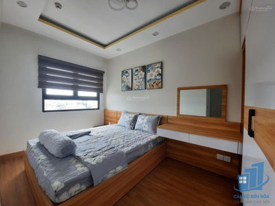 Topaz Twins, Vietnam Topaz Twins, Vietnam