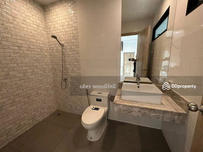 House Clover Ratchaphruek-Chaengwattana, Nonthaburi, Thailand House Clover Ratchaphruek-Chaengwattana, Nonthaburi, Thailand