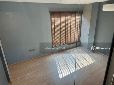 House Clover Ratchaphruek-Chaengwattana, Nonthaburi, Thailand House Clover Ratchaphruek-Chaengwattana, Nonthaburi, Thailand