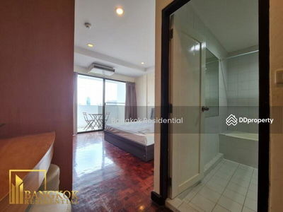 Siam Court Apartment, Bangkok, Thailand Siam Court Apartment, Bangkok, Thailand