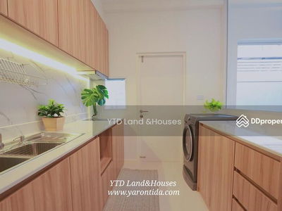 Indy 2 Bangna-Ramkhamhaeng 2, Bangkok, Thailand Indy 2 Bangna-Ramkhamhaeng 2, Bangkok, Thailand