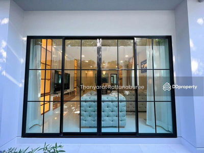 Nantawan Rama 9 New Krungthepkreetha, Bangkok, Thailand Nantawan Rama 9 New Krungthepkreetha, Bangkok, Thailand