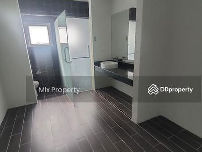 Bless Town Srinakarin - Namdang, Samut Prakan, Thailand Bless Town Srinakarin - Namdang, Samut Prakan, Thailand