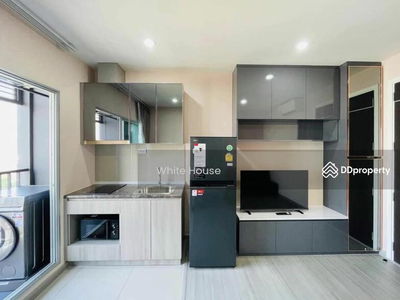 The President Charan-Yaek Fai Chai Station, Bangkok, Thailand The President Charan-Yaek Fai Chai Station, Bangkok, Thailand