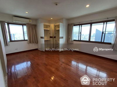 Tower Park, Bangkok, Thailand Tower Park, Bangkok, Thailand