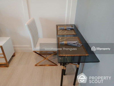 Life One Wireless, Bangkok, Thailand Life One Wireless, Bangkok, Thailand