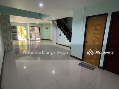 Eastern Village Pha Daeng Sri Racha, Chon Buri, Thailand Eastern Village Pha Daeng Sri Racha, Chon Buri, Thailand