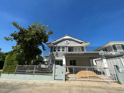 Manthana Village, Nakhon Pathom, Nakhon Pathom, Thailand Manthana Village, Nakhon Pathom, Nakhon Pathom, Thailand